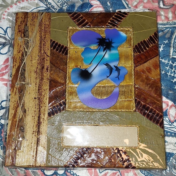 Island Collection Other - Handcrafted of 100% all natural materials photo album NWOT